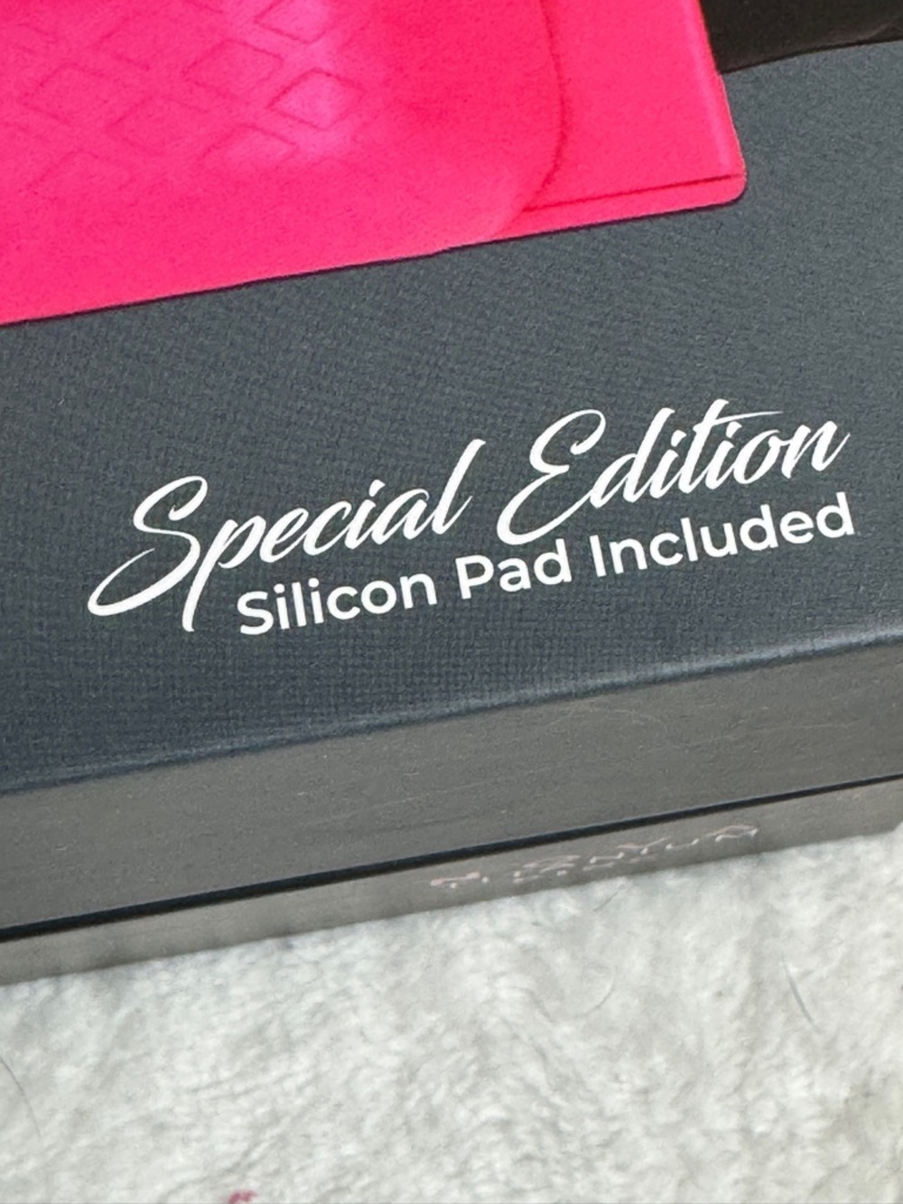 NIB Malina Nova Titanium Pink Hair Straightener - Picture 5 of 7